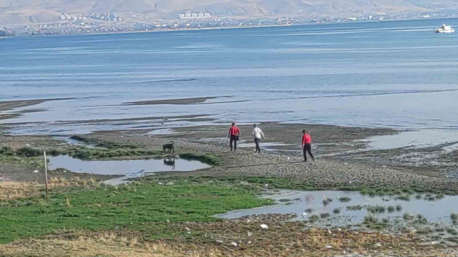 Van Yüzüncü Yıl Üniversitesi Öğrencisi Aranıyor: Jandarma Sualtı Kadavra Köpeği