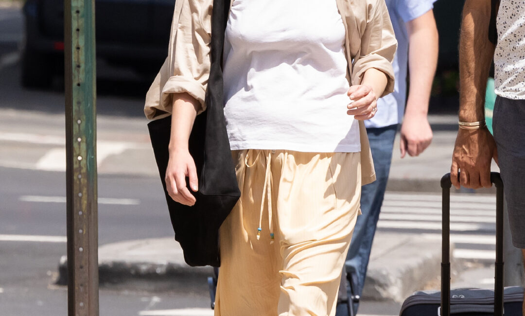 Jennifer Lawrence Hamile: İkinci Çocuğuna Hazırlanıyor!Haberin BaşlıklarıJennifer Lawrence Hamile: İkinci