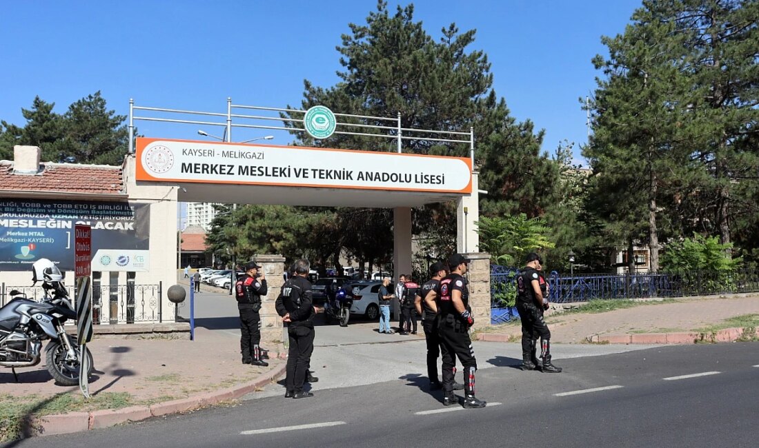 Kayseri Emniyeti Denetimleri Arırdı – Polis Göz Açtırmayacak!Haberin BaşlıklarıKayseri Emniyeti
