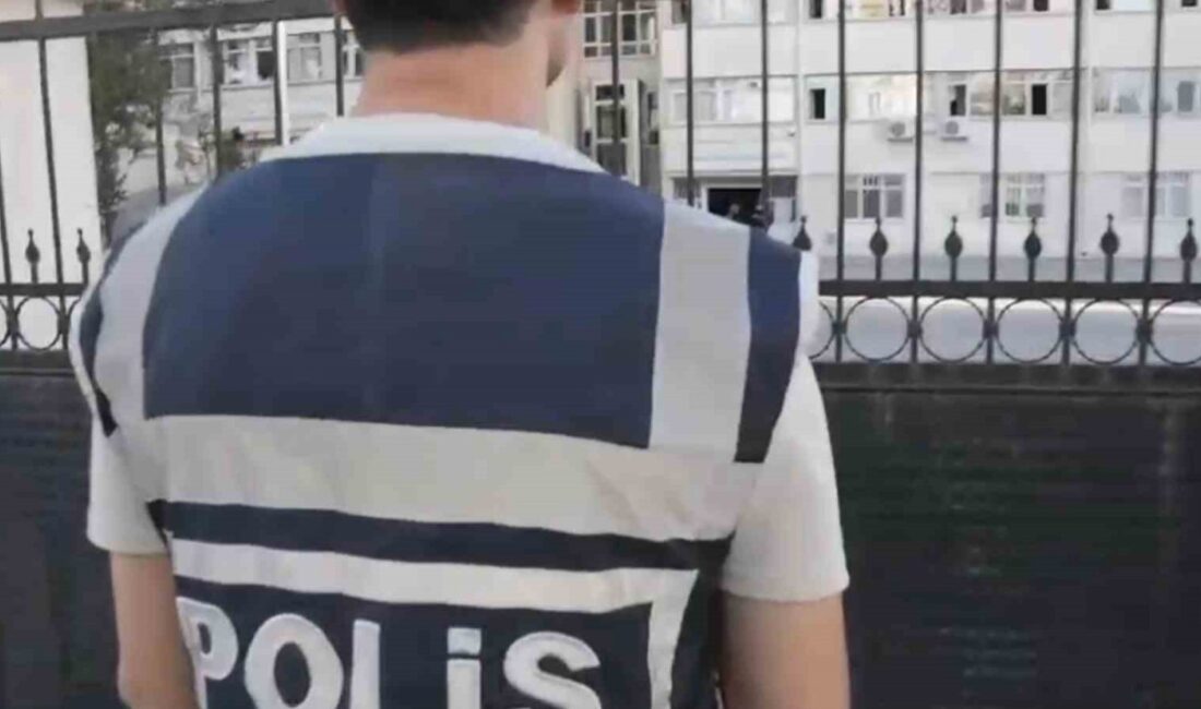 Kayseri Narkotik Ekiplerinden Okullara Yönelik DenetimlerHaberin BaşlıklarıKayseri Narkotik Ekiplerinden Okullara