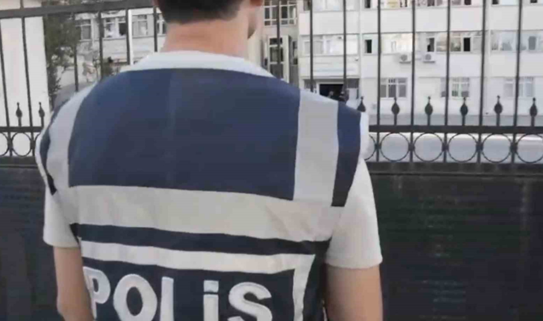 Polis ekipleri, Melikgazi ilçesindeki bir okulda Narko-Okul uygulaması gerçekleştirdi. Bu