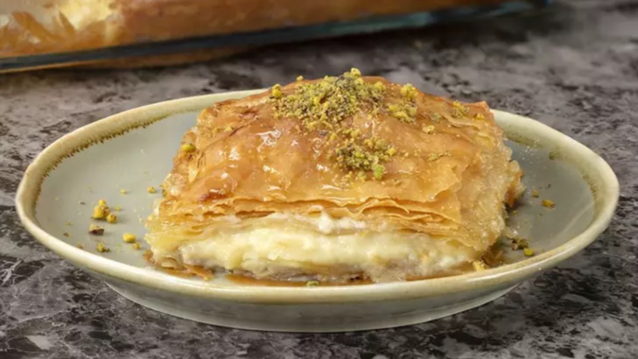 Masterchef'de Şeflerin Tadına Doyamadığı Laz Böreği Tarifi! Laz Böreği Malzemeleri Nelerdir, Nasıl Pişirilir?