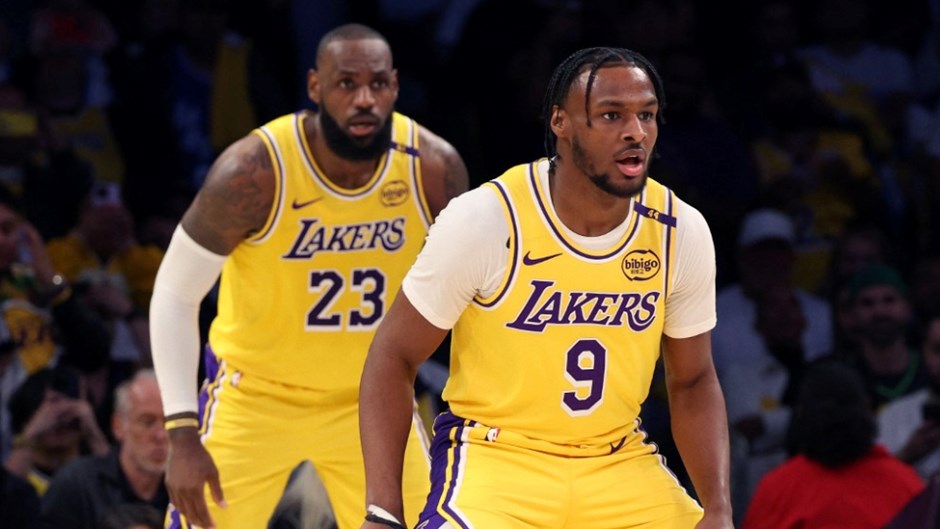LeBron James ve Oğlu Bronny, LA Lakers’ın Minnesota Timberwolves’u Yendiği