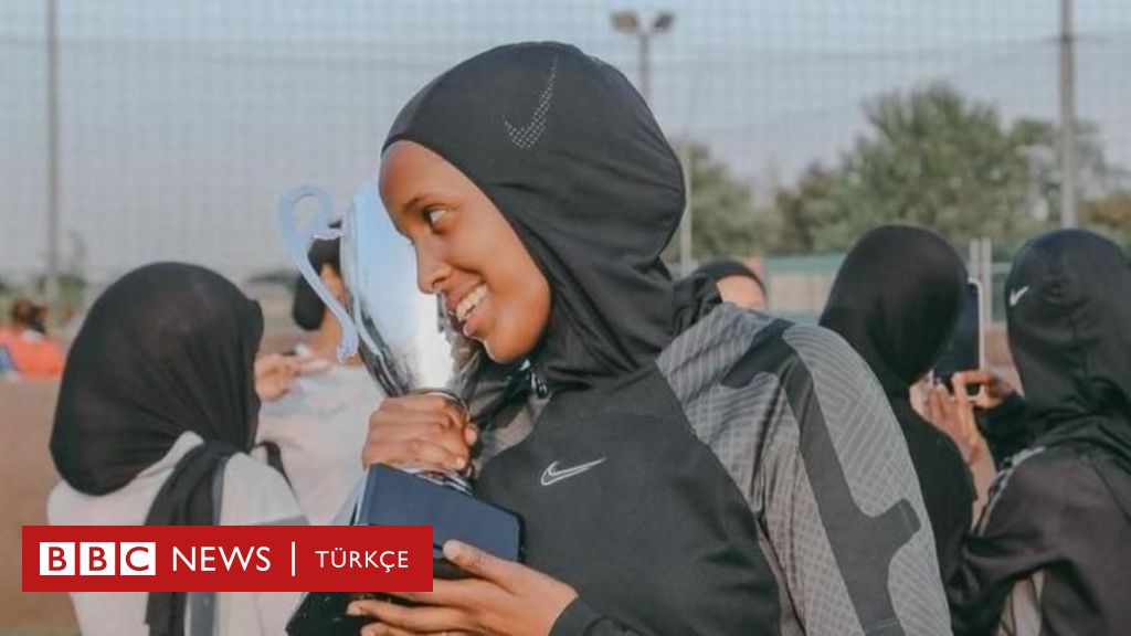 İngiltere’de Müslüman Futbolcunun Kıyafeti Nedeniyle Sahaya Çıkmasına İzin Verilmedi Müslüman