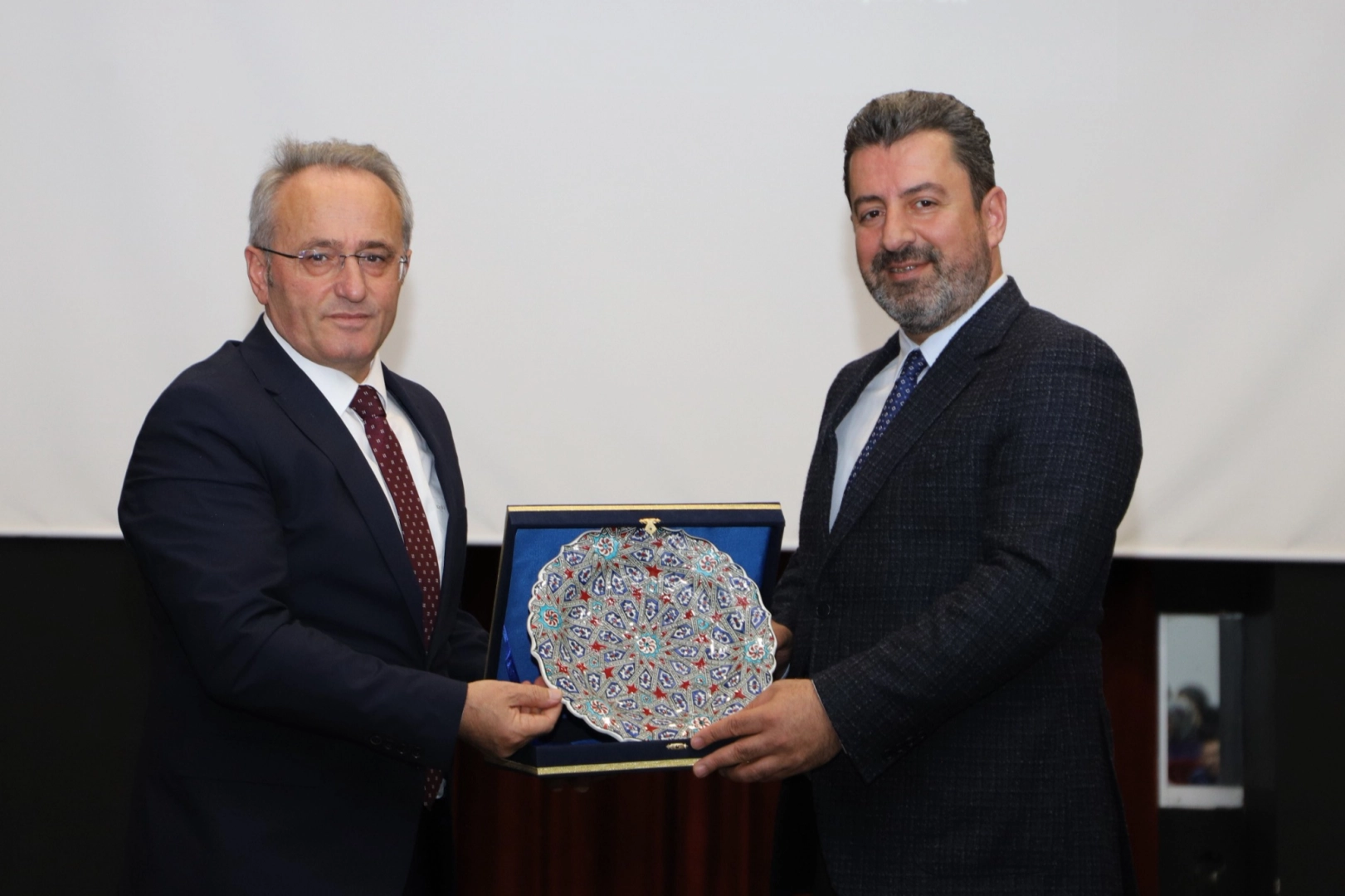 MEB Temel Egitim Genel Muduru Savasci Bursadaki Rehber Ogretmenler ile.webp
