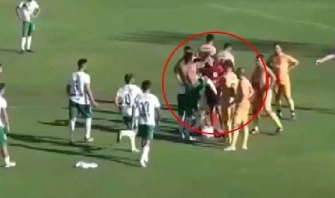 Kıbrıs Türk Futbol Federasyonu’nda Hakeme Saldırı: Maçlar İptal EdildiHaberin BaşlıklarıKıbrıs