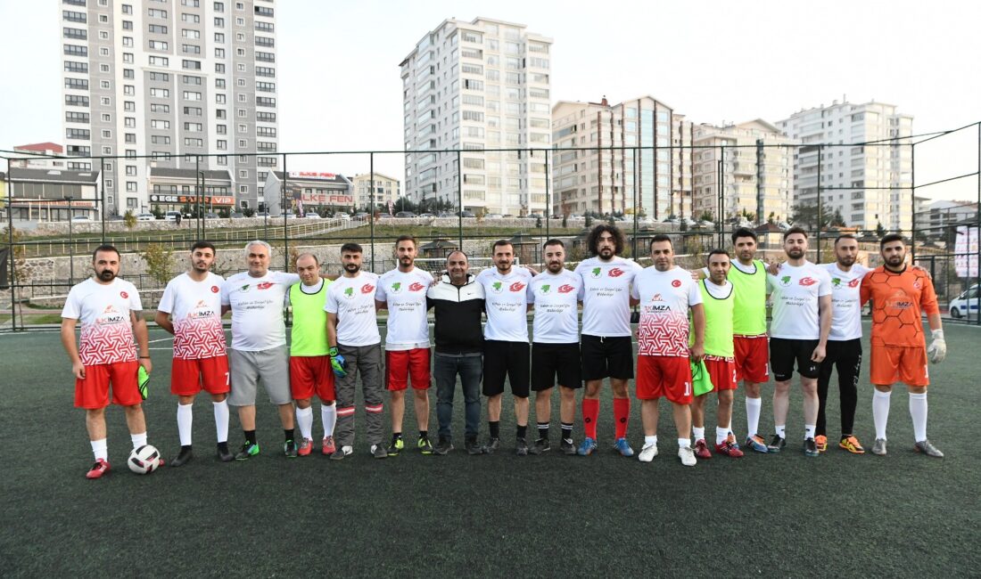 Mamak Belediyesi Gençlik ve Spor Müdürlüğü Futbol Turnuvası İle Personeli
