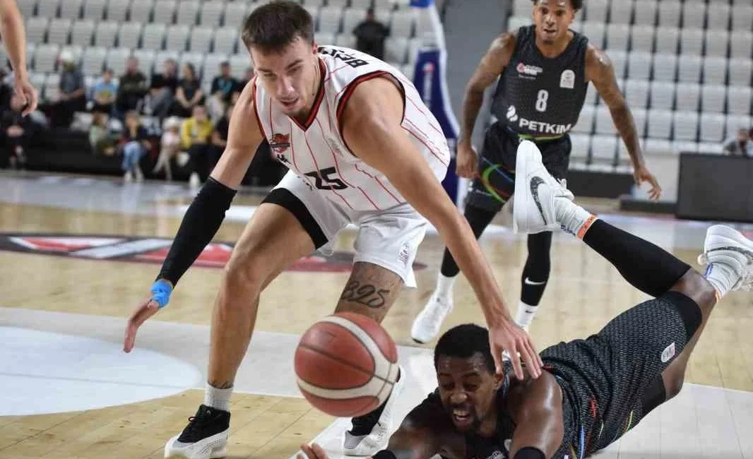 Manisa Basket, Aliağa Petkim’e Evinde Mağlup OlduHaberin BaşlıklarıManisa Basket, Aliağa