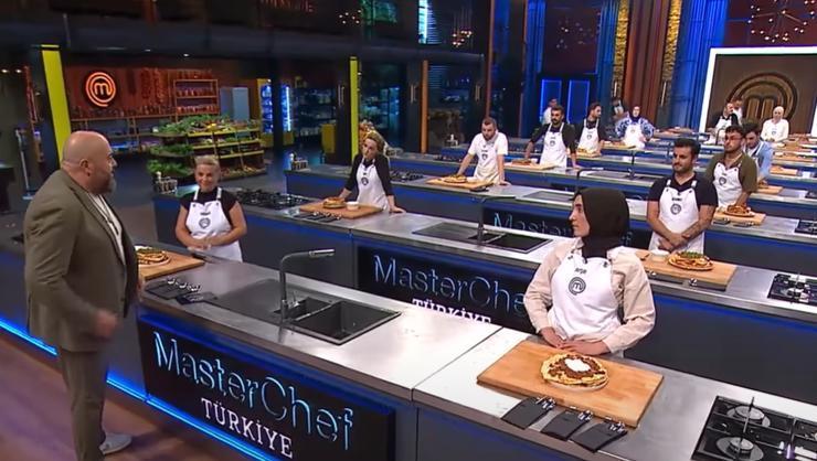 MasterChef Türkiye 2024 Yeni Bölümünde Takım Kaptanları Belirlendi Mavi ve