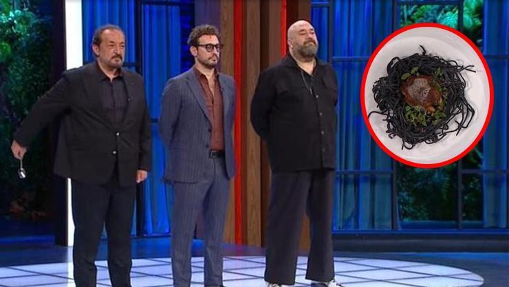 MasterChef 2024: Mehmet Şef, Ezgi’ye Kaşık Atarak Büyük Heyecan Yarattı!