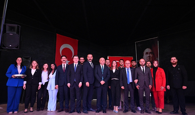 Edirne’de MHP Programında Şehitler Anıldı ve Partiye Katılımlar Gerçekleşti Programda