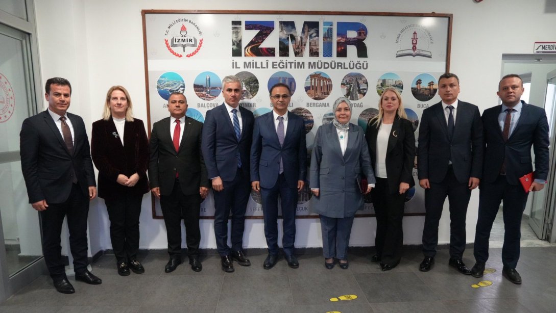 Milli Eğitim Bakan Yardımcısı Celile Ökten İzmir’de Eğitim Kurumlarını Ziyaret