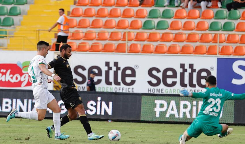 Minik Hull City hayranına Acun Ilıcalı’dan jest!
