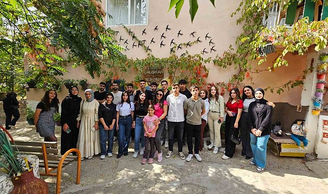 Emekli Öğretmenin Doğadan Oluşturduğu Minyatürler Darende’de Büyük İlgi GörüyorHaberin BaşlıklarıEmekli