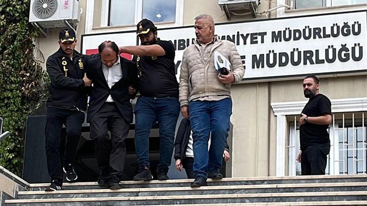 Ogretmen Okulda Silahla Dehset Sacti Atladik Uzerine