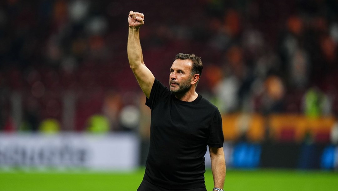 Galatasaray Teknik Direktörü Okan Buruk ve Kaleci Günay Güvenç Basın