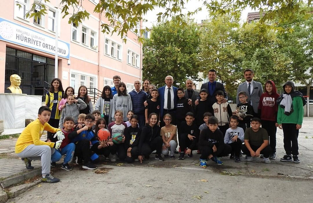 Lüleburgaz Kaymakamı ve İlçe Milli Eğitim Müdürü Okul Gezilerine Devam