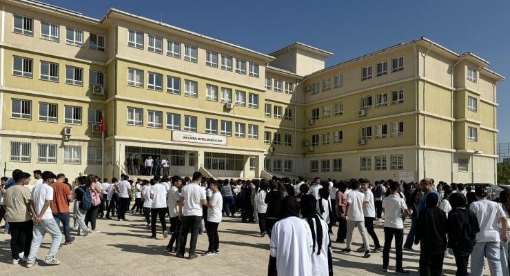 Malatya’da Depremin Ardından Eğitime Ara Verildi Eğitime Bir Gün Ara