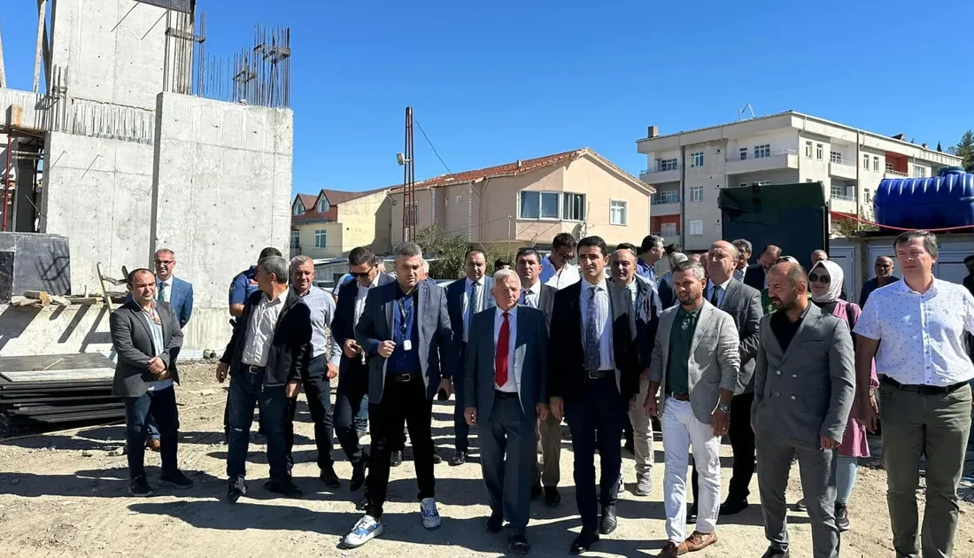 İpsala Kaymakamı ve Yetkililer, İpsala Anadolu Lisesi İnşaatında İncelemede BulunduHaberin