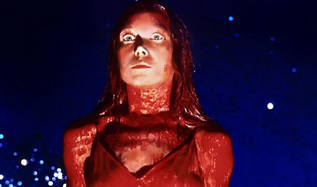 Stephen King’in “Carrie” Romanından dizi Uyarlaması Geliyor Flanagan, Stephen King