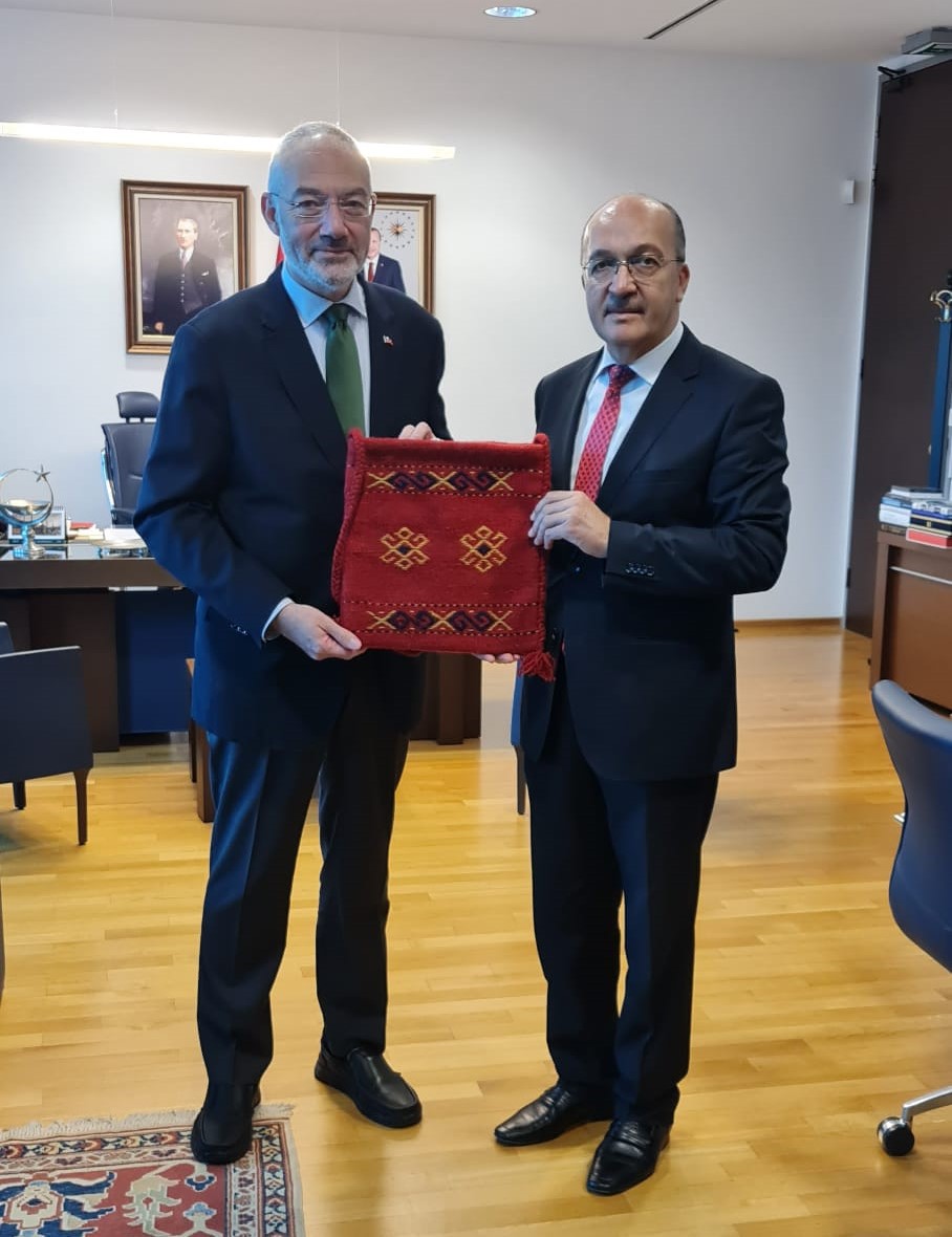 Rektör Zeybek, Büyükelçi Girgin İle Saraybosna’da Buluştu Rektör Zeybek ve