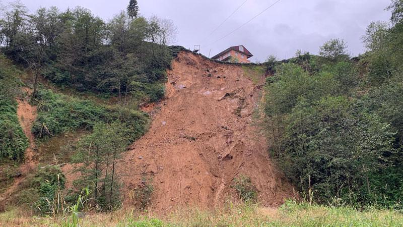 Rize Çayeli’nde Büyükköy Beldesi’nde Yaşanan Heyelan Faciası Büyükköy beldesinde etkili