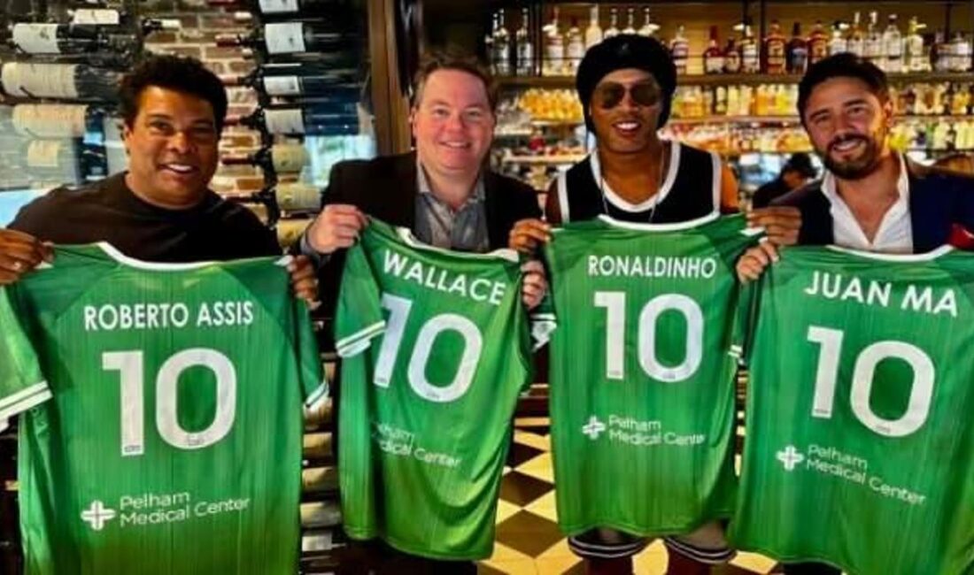 Ronaldinho, Amerika’da Kulüp Sahibi Olarak Geri DönüyorHaberin BaşlıklarıRonaldinho, Amerika’da Kulüp