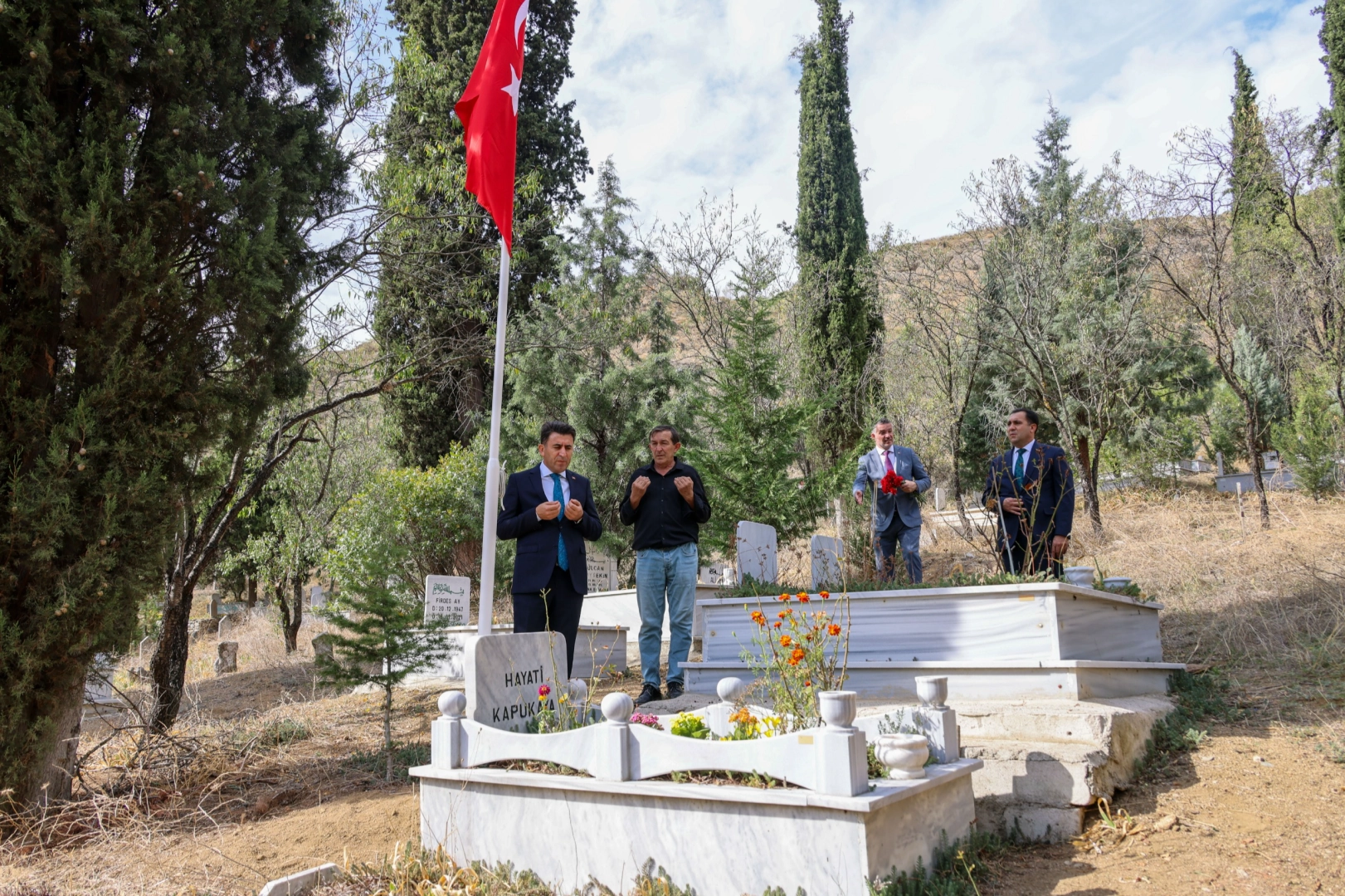 Sehit Ogretmen Hayati Kapukaya Dualarla Anildi Sakarya Haberleri.webp