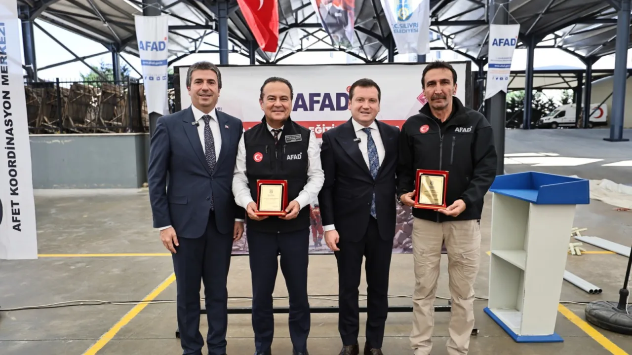Silivri ve Catalca Belediyesi ile Afetlere Karsi Guclu Egitim Is