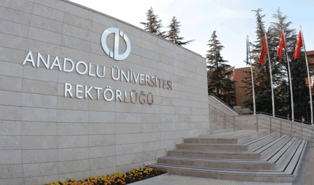 Anadolu Üniversitesi, İkinci üniversite kayıtlarına devam ediyor Anadolu Üniversitesi, sınavsız