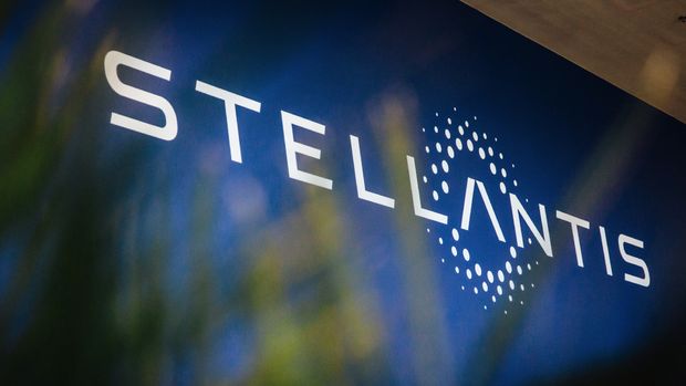 Stellantis CEO’su Carlos Tavares’in Emeklilik Planı ve Yönetim DeğişiklikleriHaberin BaşlıklarıStellantis