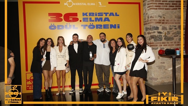 Tatilsepeti, 20. Yıl Reklam Kampanyasıyla Kristal Elma Ödülü Kazandı Tatilsepeti’nin