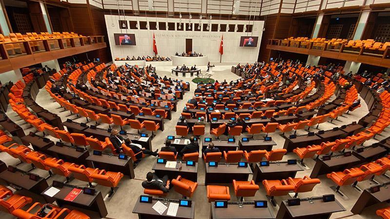 Öğretmenlerin Yer Değiştirme Süresi 1 Yıl Boyunca KısıtlanacakHaberin BaşlıklarıÖğretmenlerin Yer