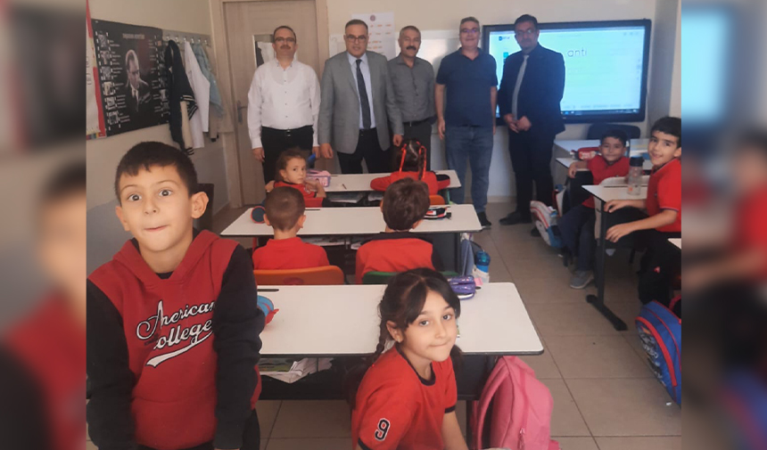 Barbaros Topaloğlu ve Aydın Aytaç, Akşehir İlçe Milli Eğitim Müdürü