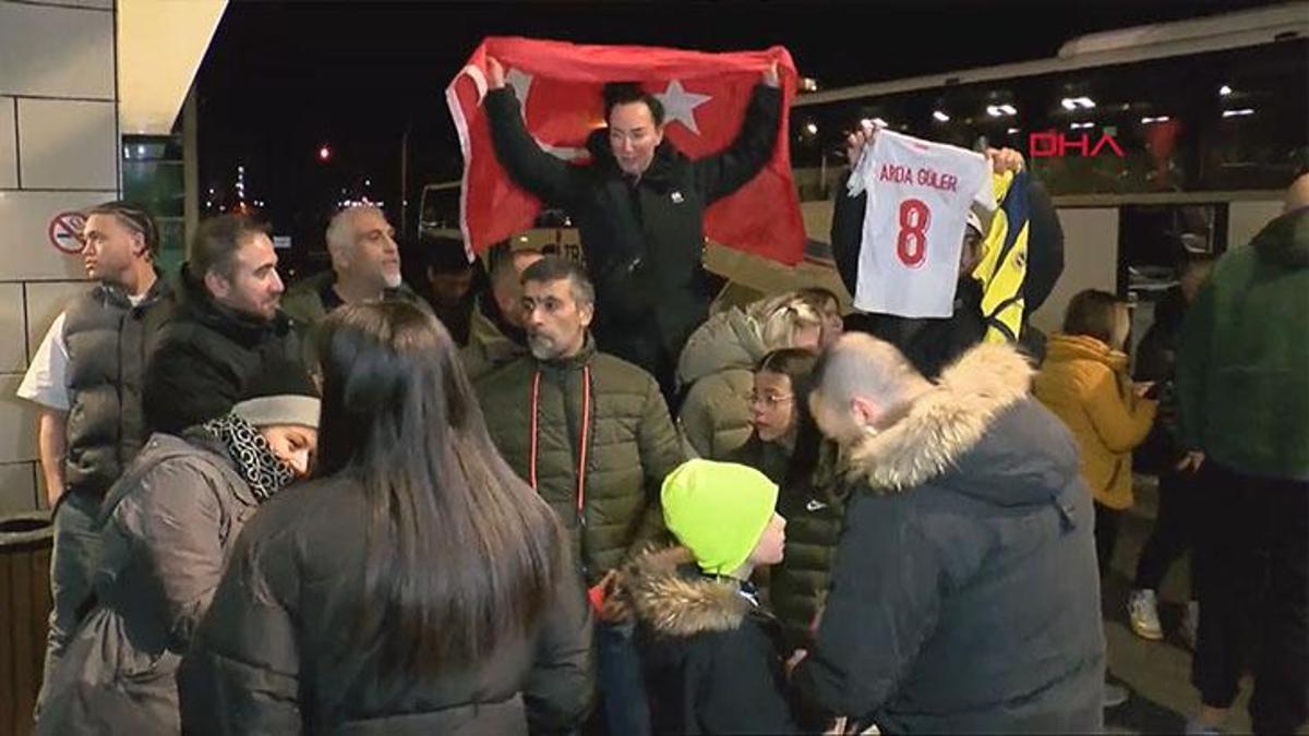 Turkiye Milli Futbol Takimi Izlandada Yukseliste