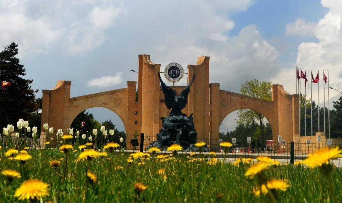Atatürk Üniversitesi, Türkiye’deki En Fazla Öğrenciye Sahip Üniversiteler Arasında Yer