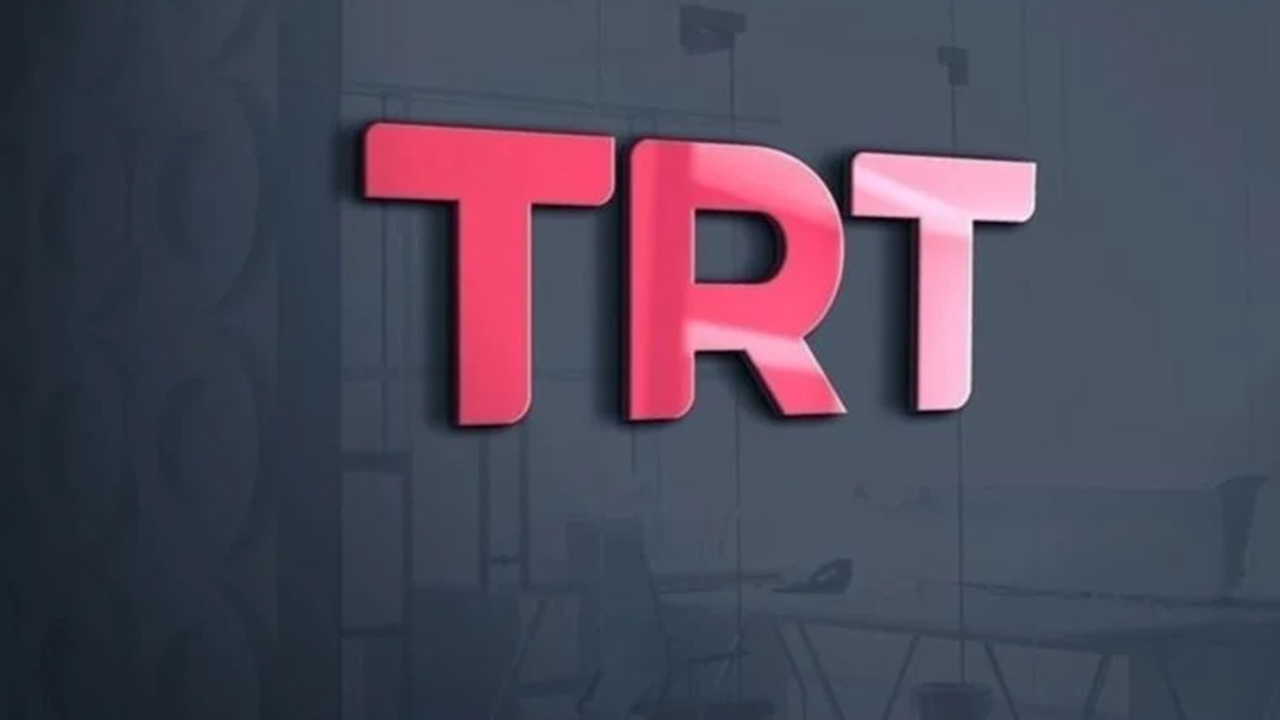 TRT 1, futbolseverlere UEFA Şampiyonlar Ligi maçlarını canlı olarak sunuyor.