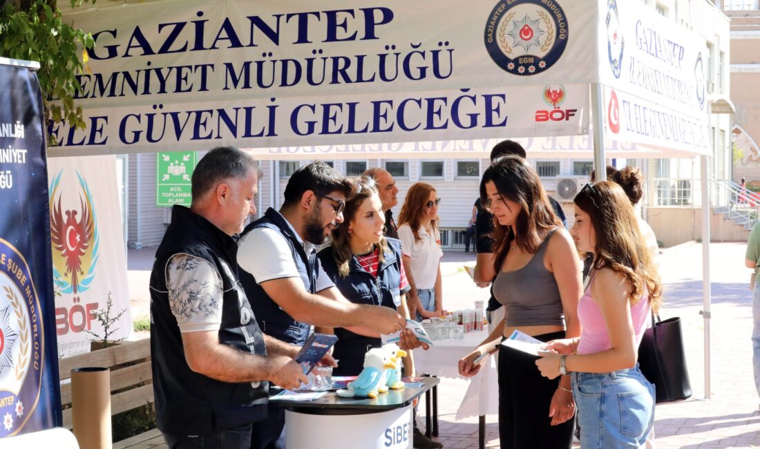 GAÜN Kampüsünde Emniyet Müdürlüğü Tarafından Gençlere Yönelik Bilgilendirme Etkinliği Gerçekleştirildi