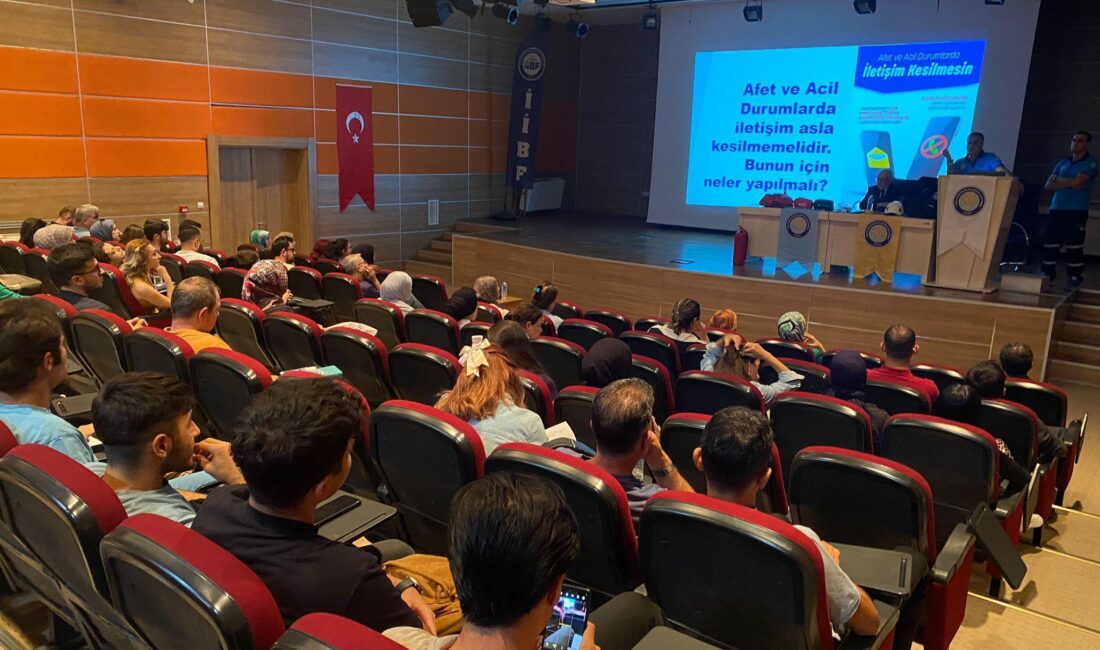 Dicle Üniversitesi Öğrencilerine Afet Farkındalık Eğitimi Verildi Diyarbakır’da, Dicle Üniversitesi