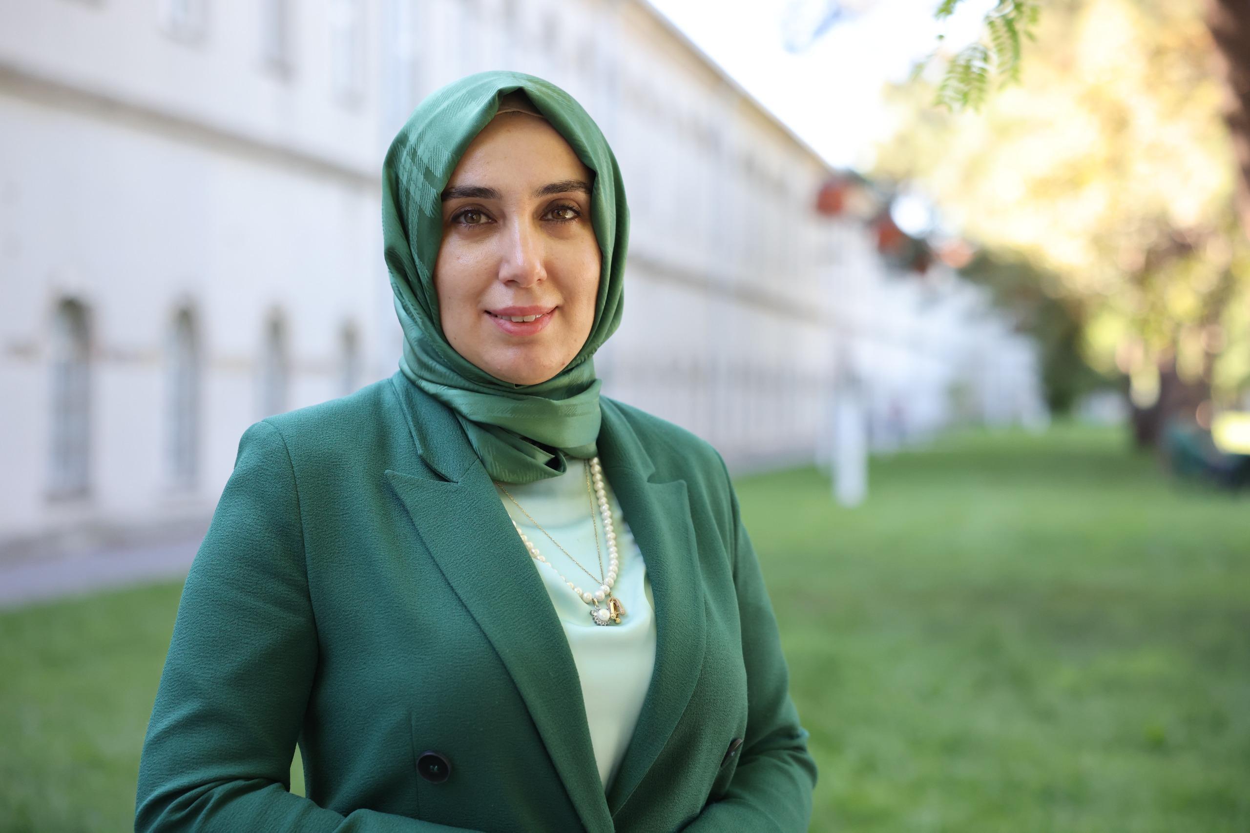 Yapay Zeka ve Veri Analitiğiyle Güçlendirilmiş Yeni Bir Eğitim Programı