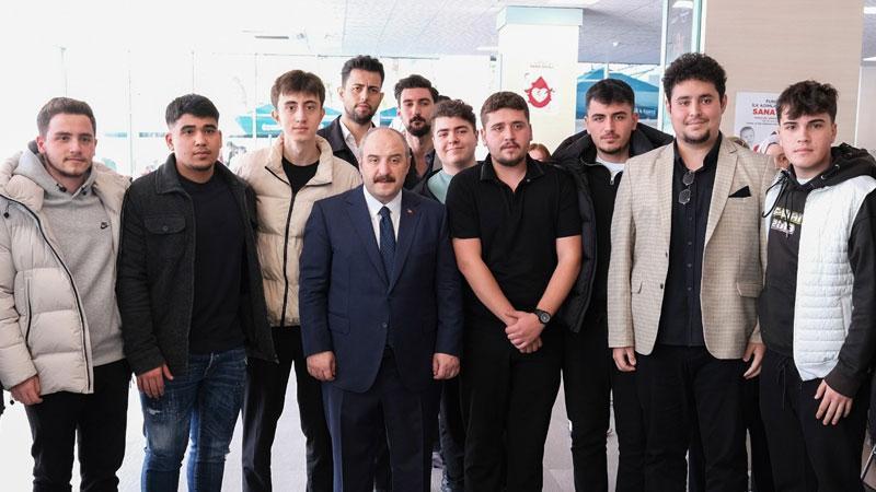 Mustafa Varank, Mudanya Üniversitesi Öğrencilerine İlham Verdi Mustafa Varank, Kişisel
