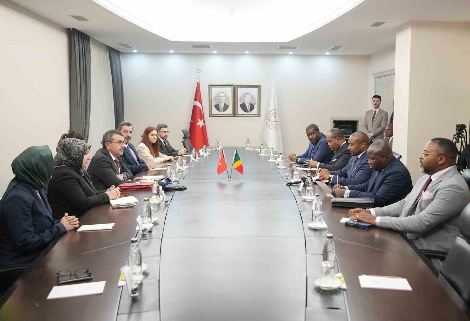 1731517606 Turkiye ve Kongo Cumhuriyeti Arasinda Egitim Is Birligi Anlasmasi Imzalandi