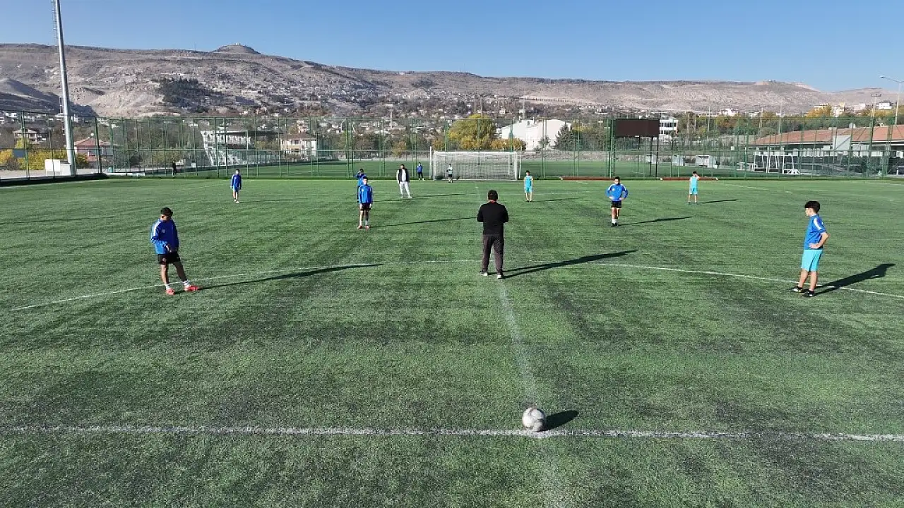 1731519722 Kocasinan Futbol Akademisi Sampiyonluk Icin Yuruyor