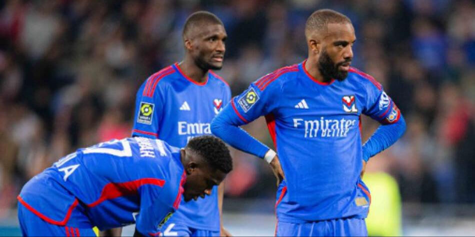 Lyon Ligden Düştü Mü? Fransa Futbol Federasyonu Transfer Yasağı Getirdi! Lyon küme düştü mü? Fransa Futbol Federasyonu transfer yasağı getirdi!