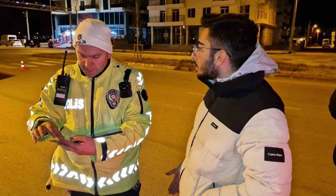 Aksaray’da Yetersiz Ehliyetle Yakalanan Genç Sürücü Polise “Öğrenci Adamım Halimden
