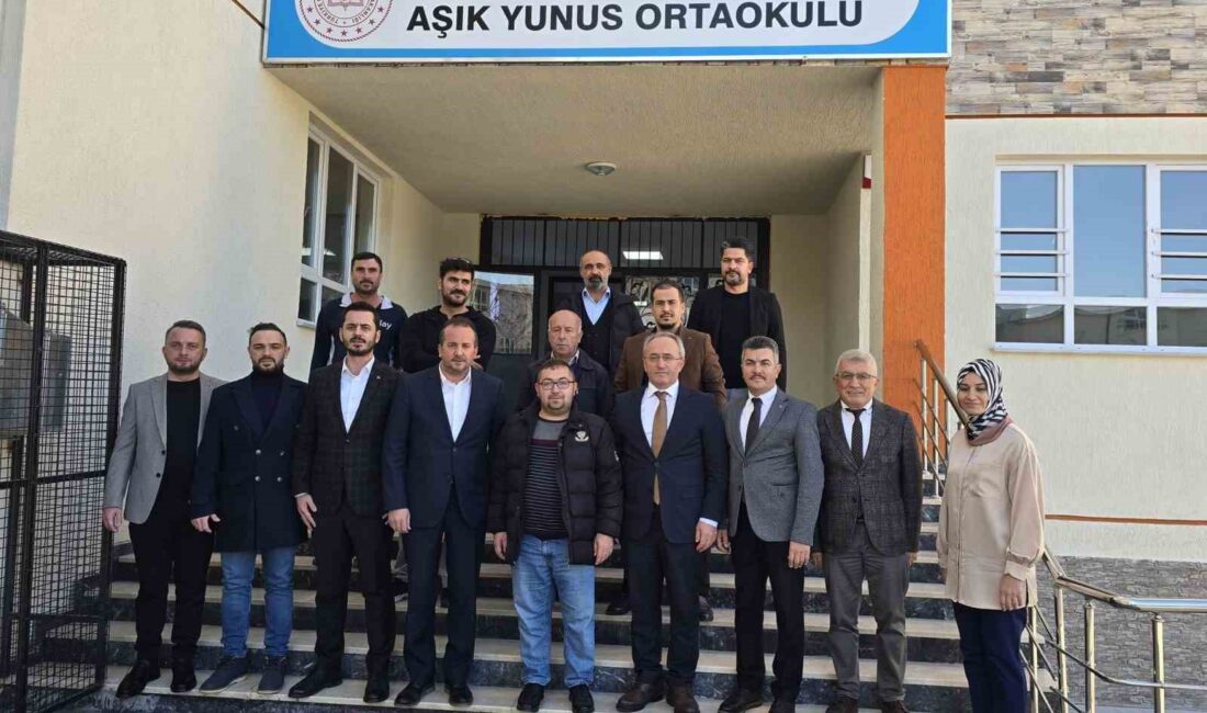 Bursa’da Aşık Yunus Emre Ortaokulu ve Doktor Sadık Ahmet İlkokulu