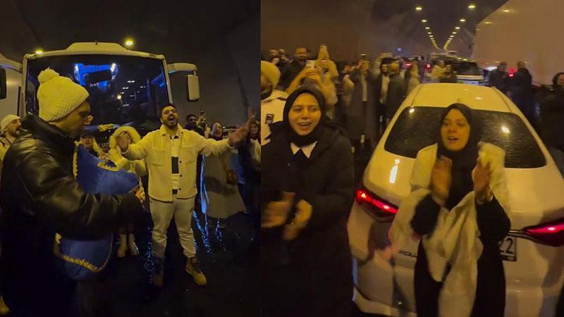 Karadeniz Müzikleri Eşliğinde Bolu Dağı’nda Trafiği Kapatan Grup Horon Oynadı