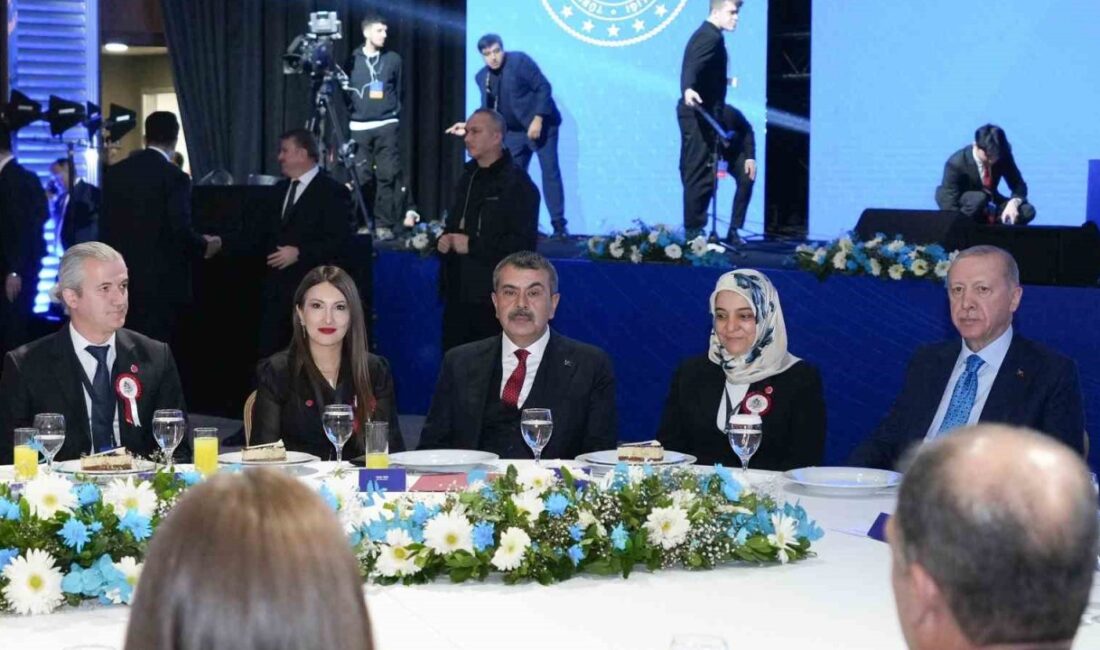 Eskişehir’den Ebru Kapaklıkaya Cumhurbaşkanlığı Kutlama Programı’nda Ebru Kapaklıkaya, Cumhurbaşkanlığı Kutlama