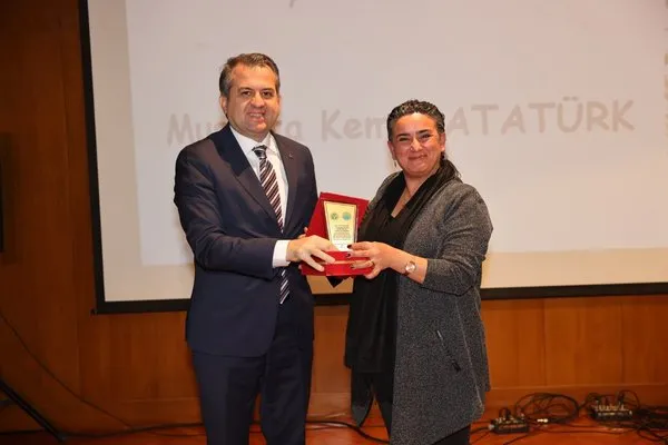 Çukurova Üniversitesi Eğitim Fakültesi Türk Halk Müziği Öğretmenler Korosu