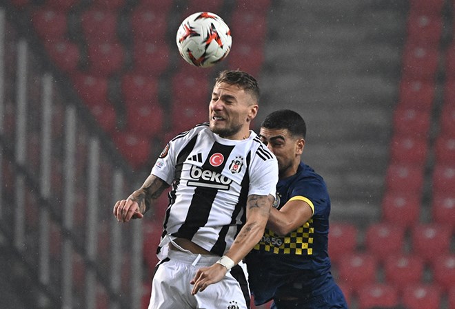 Yok Artık! Bu Kadarı da Gerçekten Fazla: Spor Yazarları, Beşiktaş'ın Mağlubiyeti Hakkında Ne Dedi? - Son Dakika Spor Haberleri Yok artık! Bu kadarı da gerçekten fazla